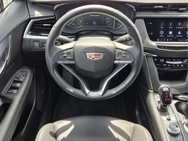 2024 Cadillac XT6 Luxury
