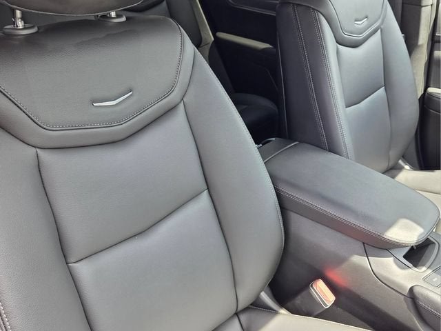 2024 Cadillac XT6 Luxury