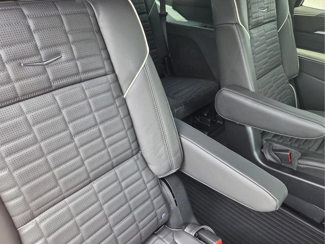 2026 Cadillac Escalade Platinum Luxury