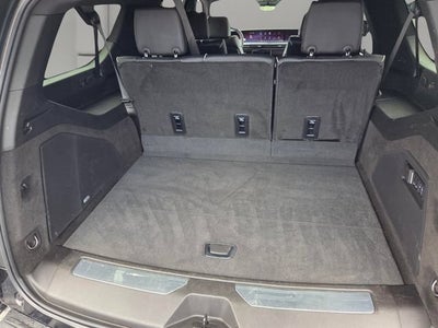 2025 Cadillac Escalade ESV Premium Luxury