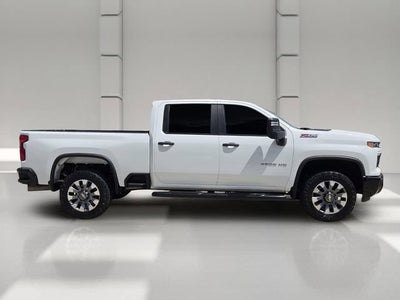 2024 Chevrolet Silverado 2500 HD Custom