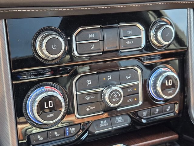 2023 GMC Yukon Denali Ultimate