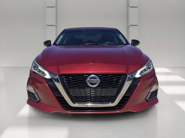 2020 Nissan Altima 2.0 SR