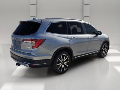 2019 Honda Pilot Touring 8-Passenger