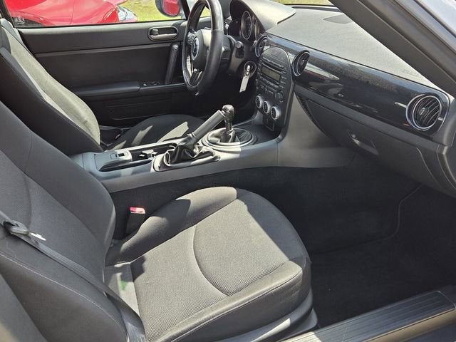 2013 Mazda Mazda MX-5 Miata Sport