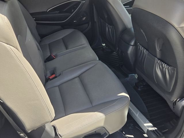 2017 Hyundai Santa Fe SE Ultimate