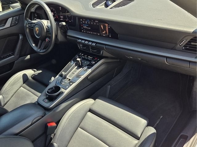 2025 Porsche 911 Carrera