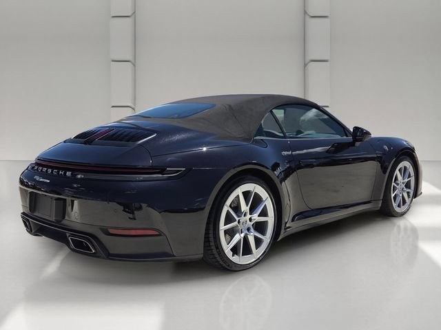2025 Porsche 911 Carrera