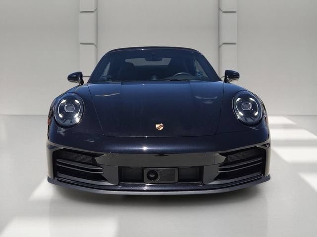2025 Porsche 911 Carrera