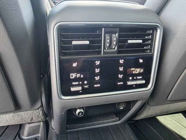 2019 Porsche Cayenne Base