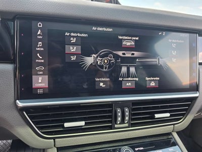 2019 Porsche Cayenne Base