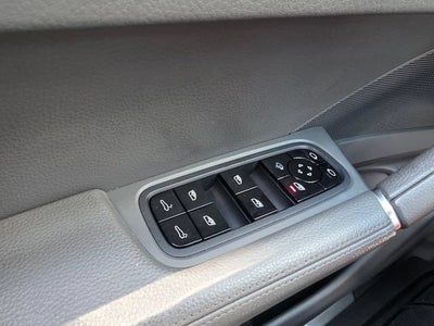 2019 Porsche Cayenne Base
