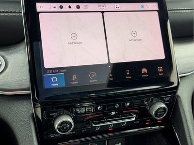 2022 Jeep Grand Cherokee Overland 4x2