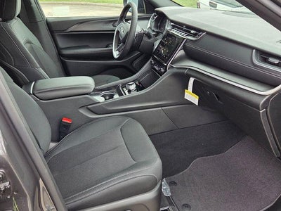 2026 Jeep Grand Cherokee Laredo 4x4