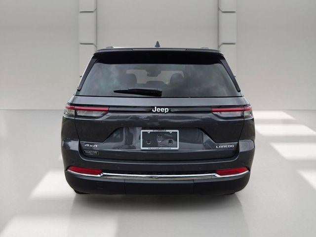 2026 Jeep Grand Cherokee Laredo 4x4