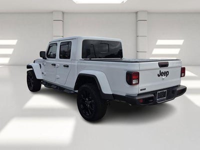 2025 Jeep Gladiator Nighthawk 4x4 *Ltd Avail*