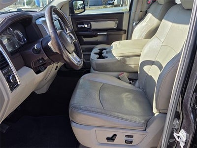 2017 RAM 1500 Laramie 4x2 Crew Cab 5'7" Box