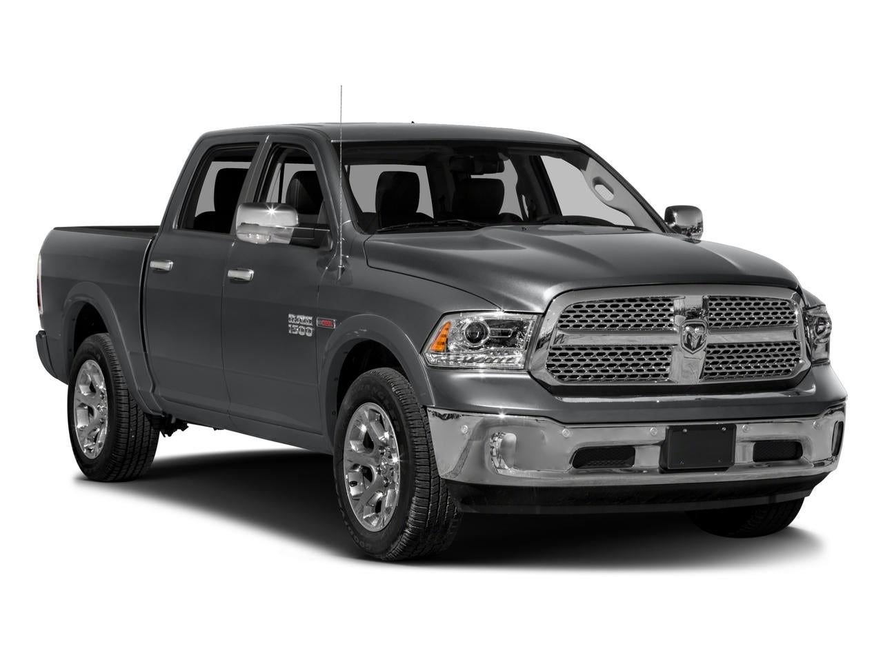 2017 RAM 1500 Laramie 4x2 Crew Cab 5'7" Box
