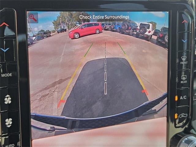 2025 RAM 1500 Big Horn 4x4 Crew Cab 5'7" Box