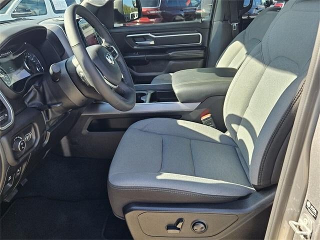 2025 RAM 1500 Big Horn 4x4 Crew Cab 5'7" Box