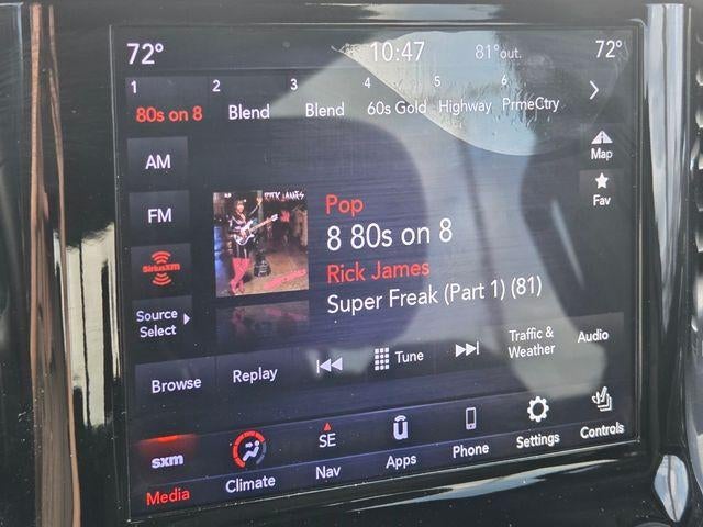 2021 RAM 1500 Laramie 4x4 Crew Cab 5'7" Box