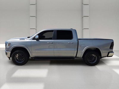 2022 RAM 1500 Laramie 4x4 Crew Cab 5'7" Box