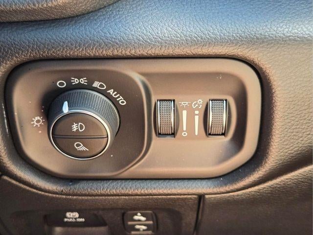 2026 RAM 1500 Rebel 4x4 Crew Cab 5'7" Box