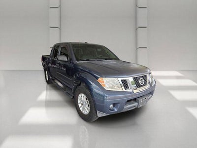 2015 Nissan Frontier 2WD Crew Cab SWB Auto SV