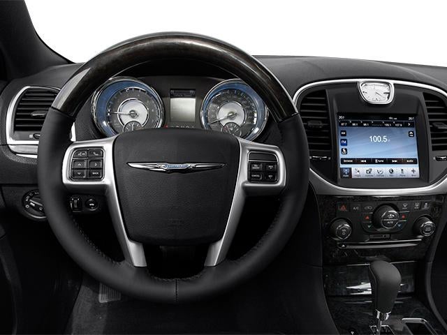 2014 Chrysler 300 4dr Sdn RWD