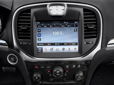 2014 Chrysler 300 4dr Sdn RWD