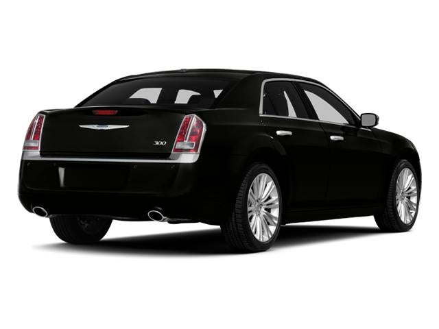 2014 Chrysler 300 4dr Sdn RWD