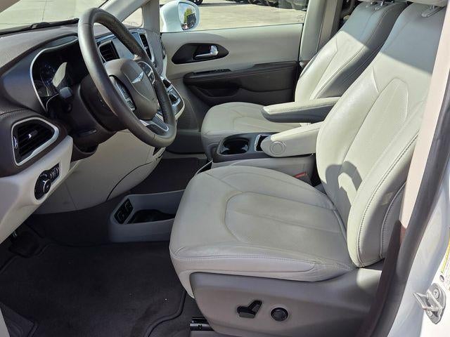 2021 Chrysler Pacifica Touring L FWD