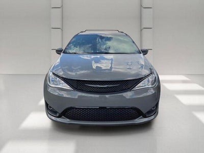 2020 Chrysler Pacifica Touring L FWD