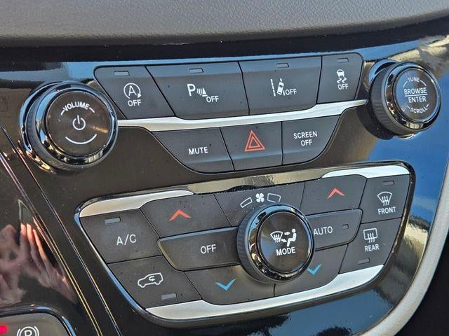 2024 Chrysler Pacifica Touring L FWD