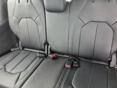 2027 Chrysler Pacifica Select FWD