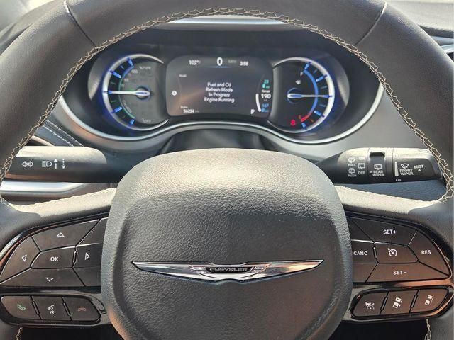 2024 Chrysler Pacifica PHEV Select - Photo 32