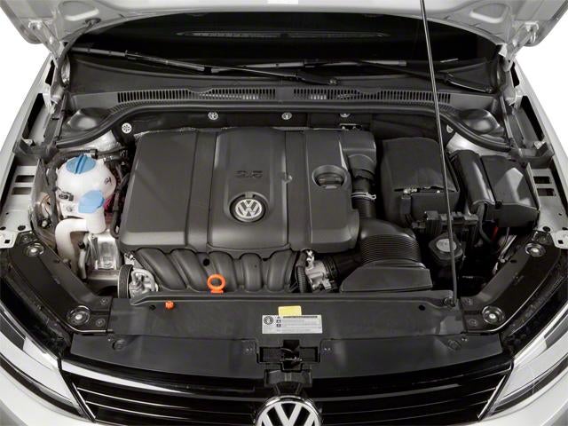 2013 Volkswagen Jetta 4dr DSG TDI Sedan
