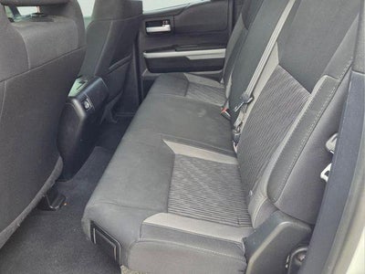 2015 Toyota Tundra 4WD Truck 4WD Double Cab Standard Bed 5.7L V8 SR5 (Natl)