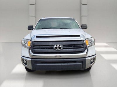 2015 Toyota Tundra 4WD Truck 4WD Double Cab Standard Bed 5.7L V8 SR5 (Natl)