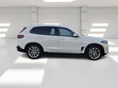 2025 BMW X5 xDrive50e Plug-In Hybrid