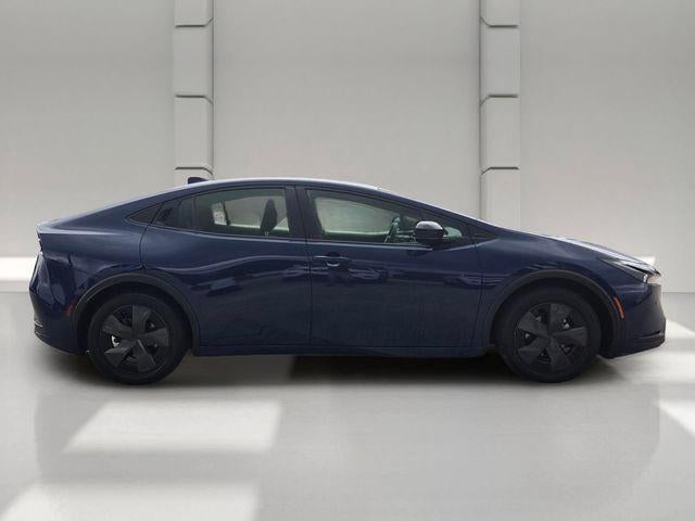 2024 Toyota Prius LE (Natl)
