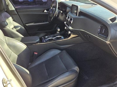 2019 Kia Stinger Base RWD