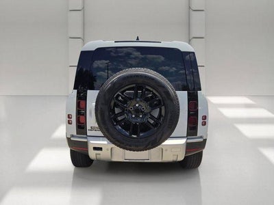 2025 Land Rover Defender 110 P300 S